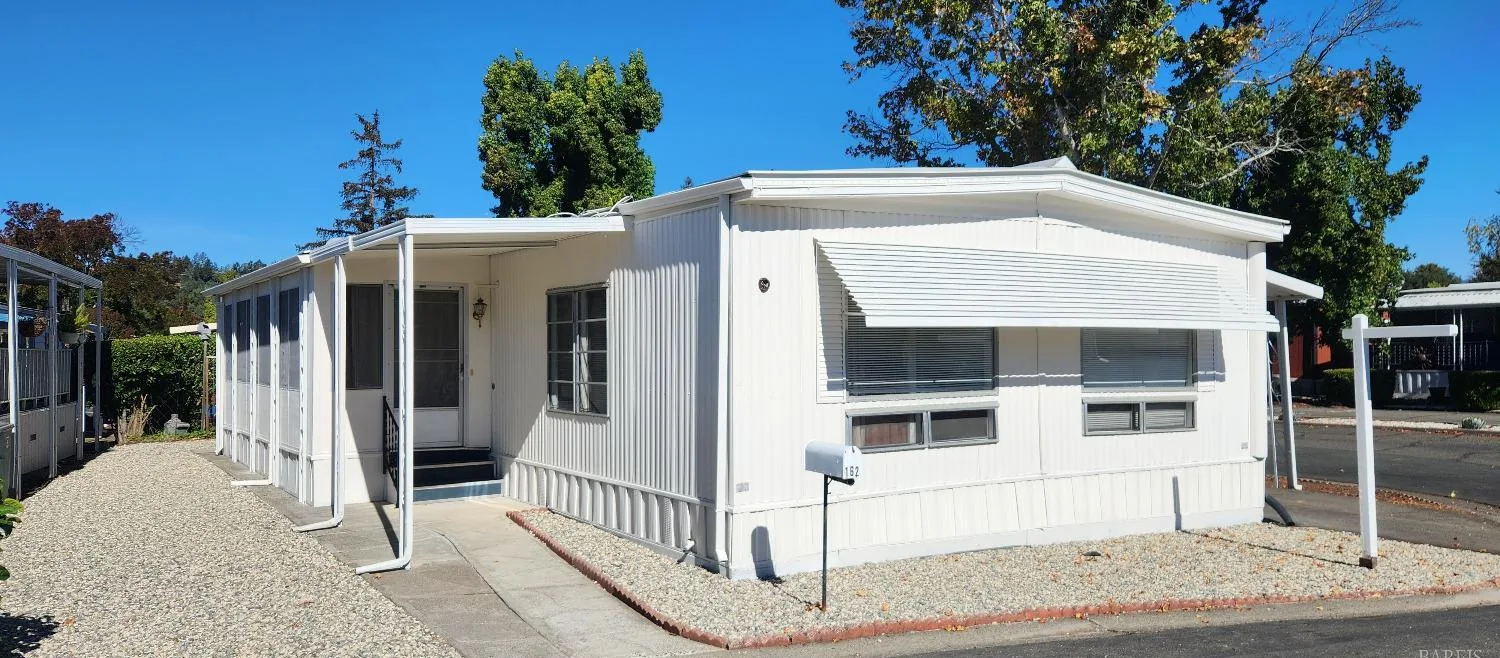 Larkspur Drive, Santa Rosa